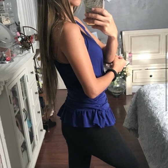 🪞 cowl neck fit and flare top - Picture 2 of 6